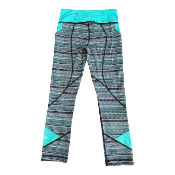 Lululemon Pants Womens 4 Blue Striped Groove Cropped Yoga Athletic Gym - Picture 3 of 5